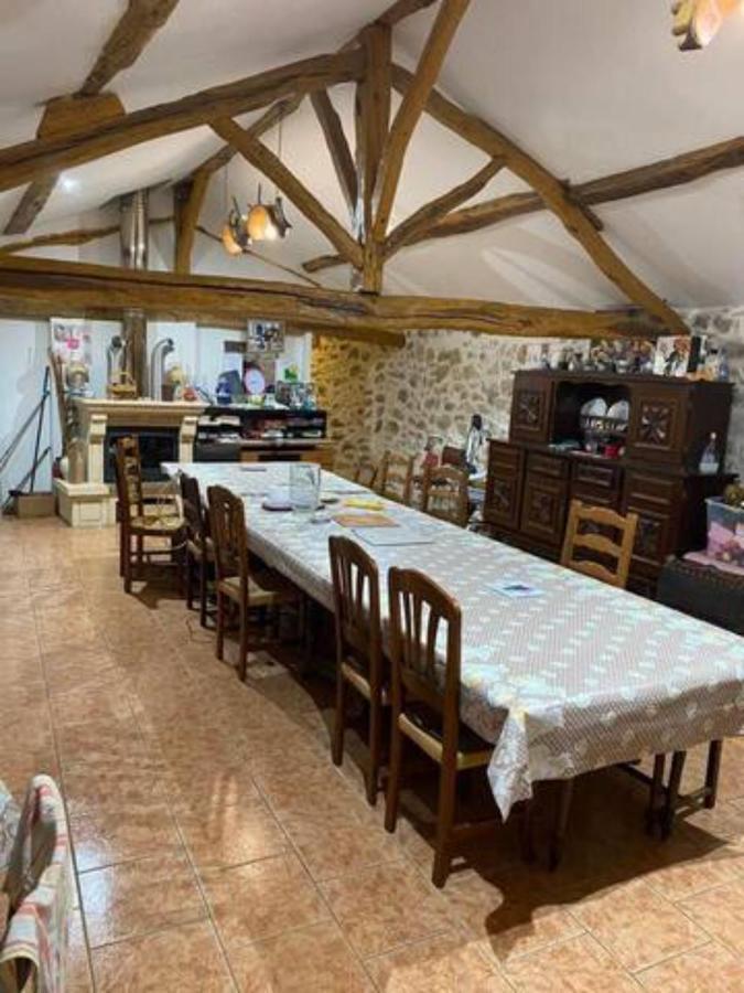 Gite A La Ferme Montesquieu-Avantes Exterior foto